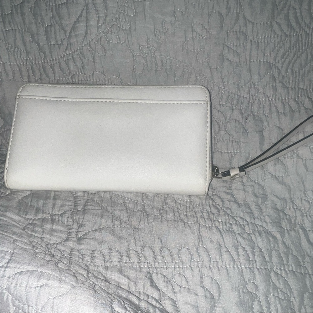 White wristlet wallet
